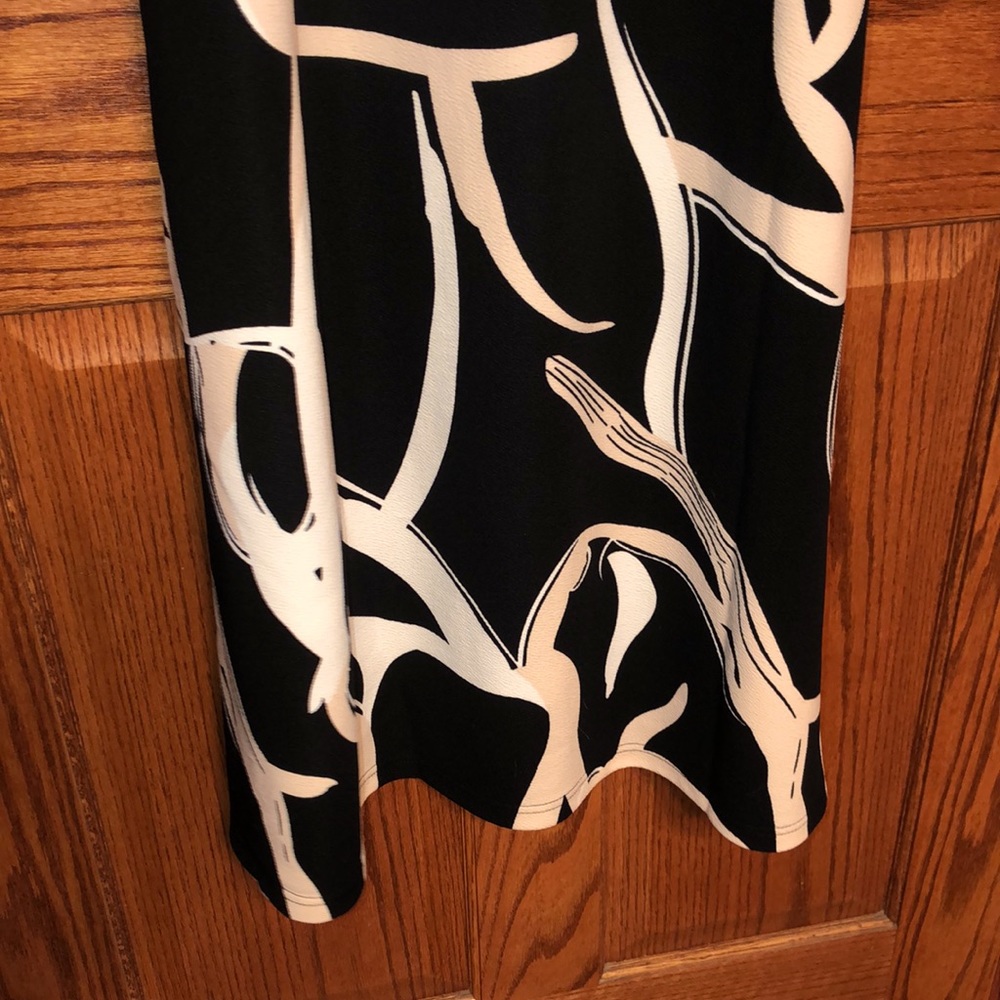 NWT! Emery Rose Swag Dress - Picture 3 of 6